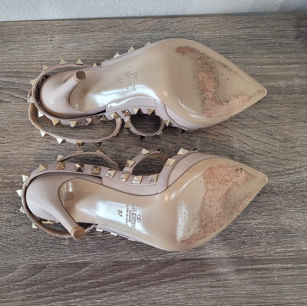 Valentino Garavani Rockstud Caged Pumps , Size 37 - Picture 7 of 11